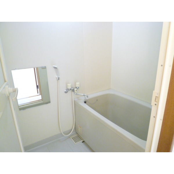 バス・シャワールーム　他のお部屋です。