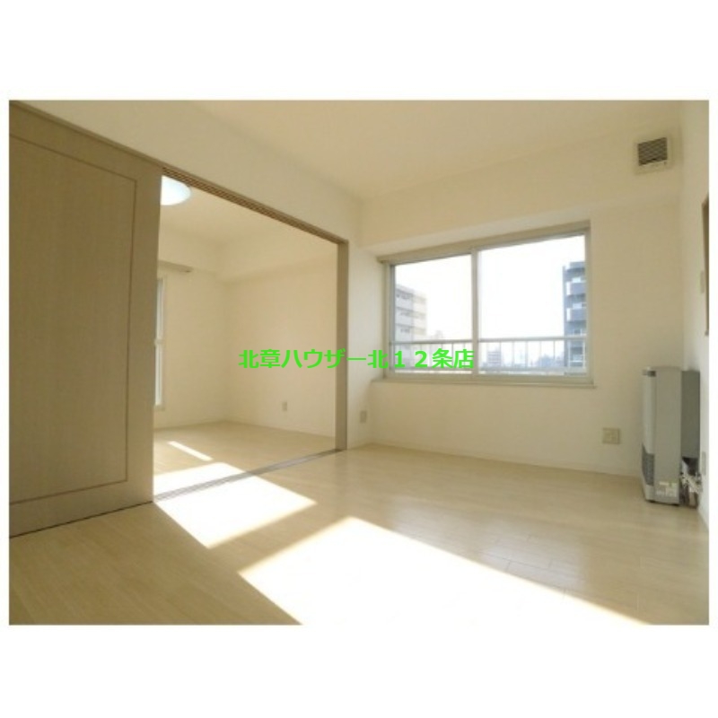 居室・リビング　リビング