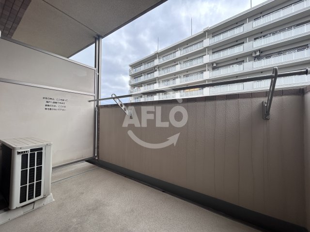 バルコニー　EbyU新大阪　バルコニー