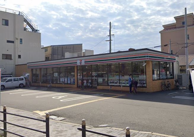 コンビニ　セブンイレブン 大阪巽東4丁目店（コンビニ）まで290m