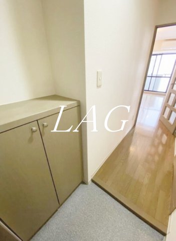 玄関　玄関です。