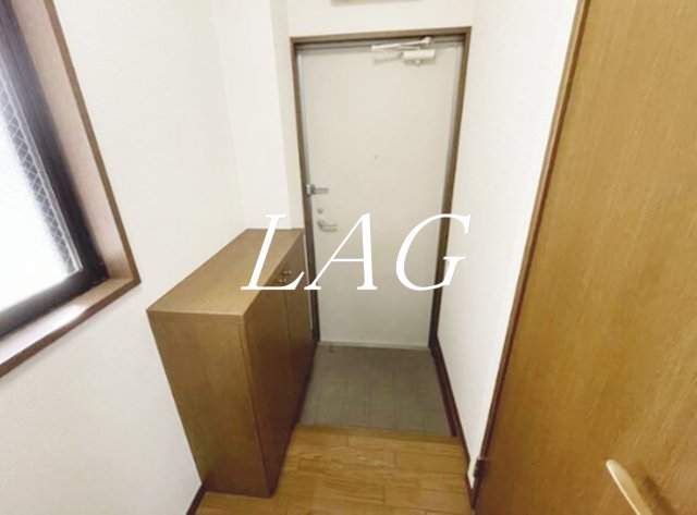 玄関　玄関です。