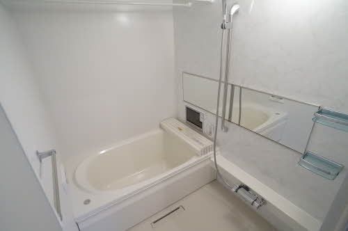 バス・シャワールーム　浴室