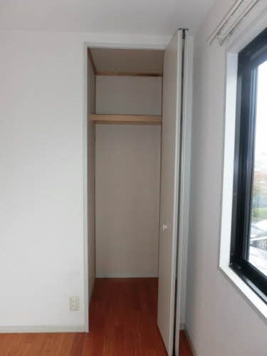 収納　洋室収納