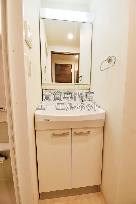 洗面設備　独立洗面台