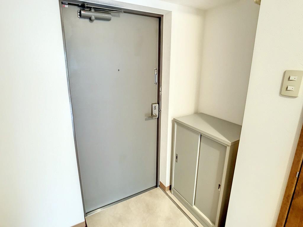 玄関　※他室参照