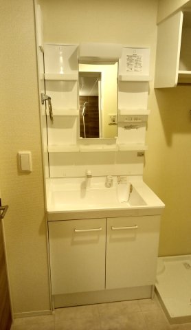 洗面設備　洗髪洗面化粧台