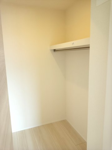 収納　ウォークインクローゼット