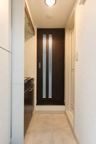 玄関　別タイプ参考写真