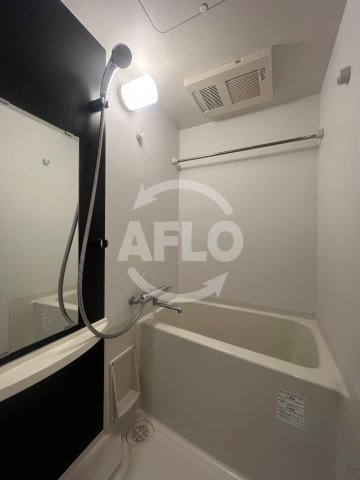 バス・シャワールーム　エスリード心斎橋LUXUE　風呂