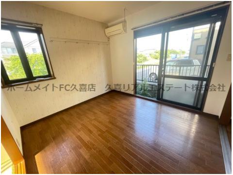 居室・リビング　同施工会社同シリーズ別物件