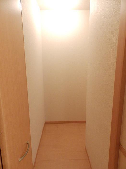 収納　ウォークインクローゼット