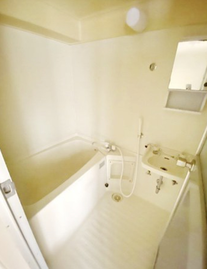 バス・シャワールーム　別部屋参考写真