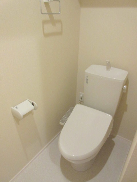 トイレ　★温水洗浄便座付き★