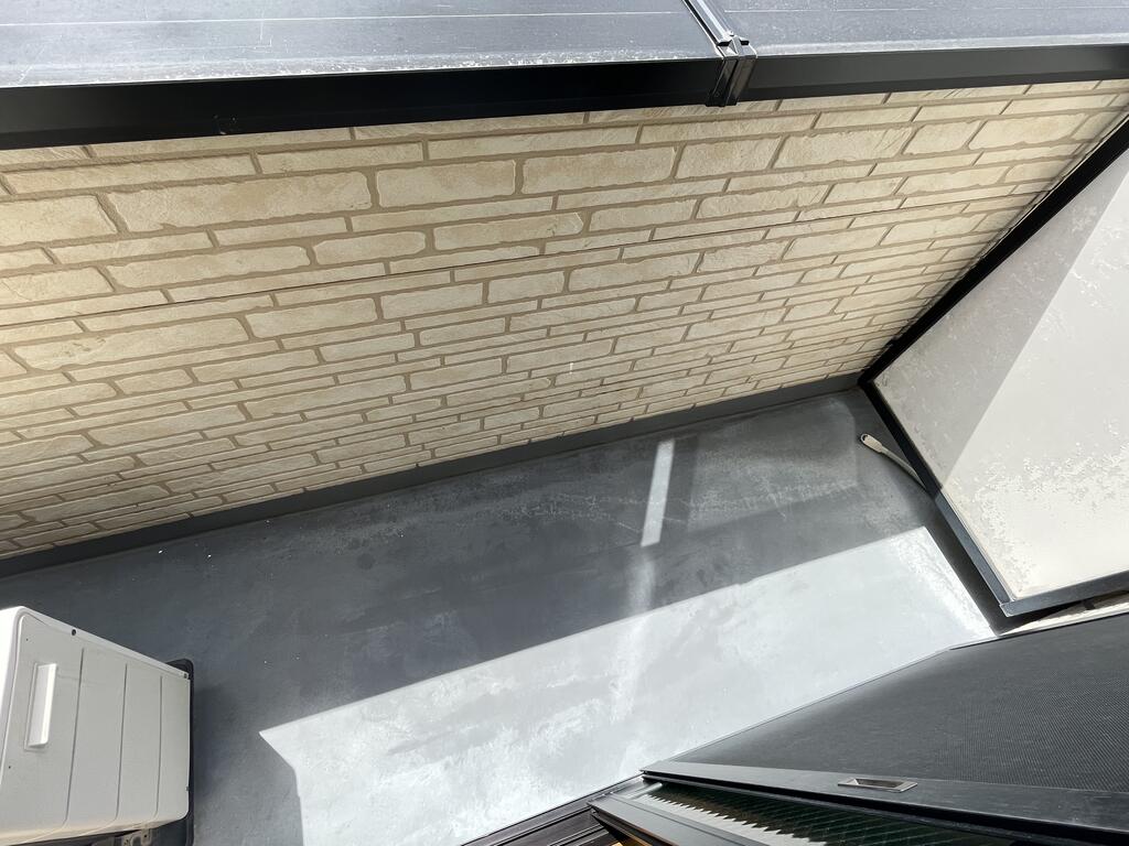 バルコニー　※同タイプ同モデルの写真を使用