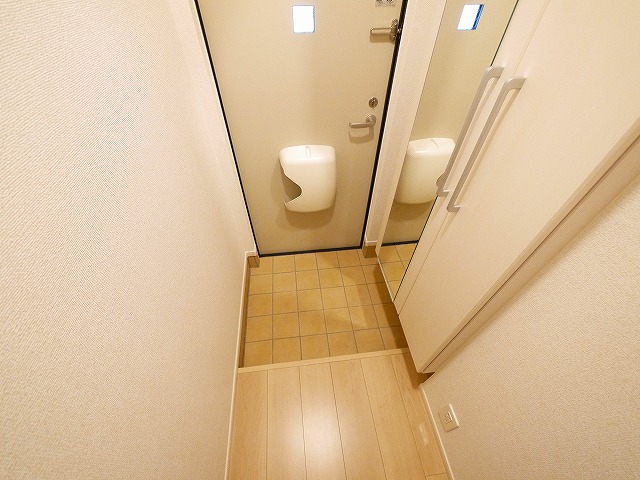 玄関　シンプルで使いやすい玄関です