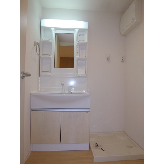 洗面設備　朝の準備もしやすい！