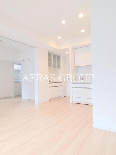 居室・リビング　同間取り別部屋