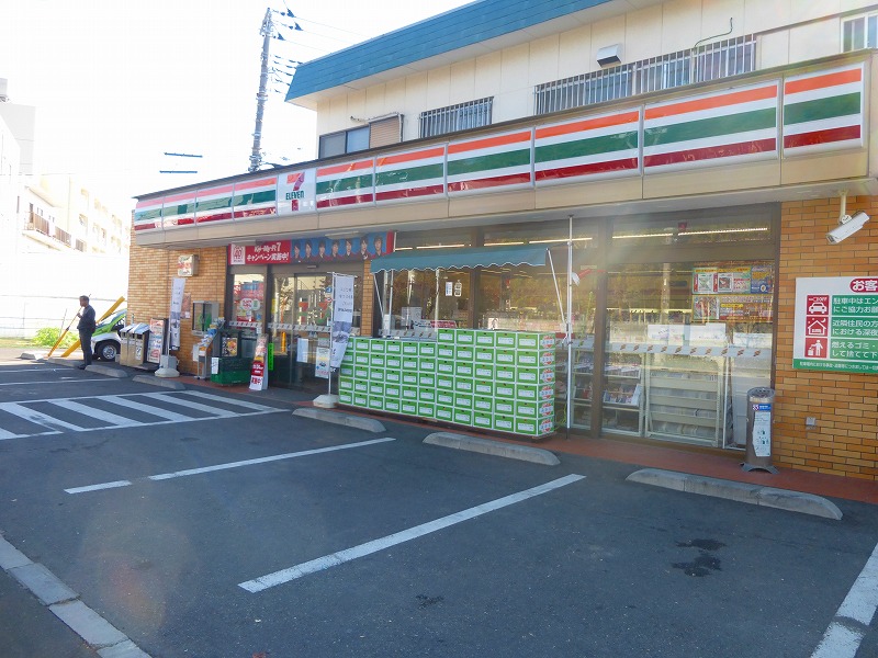 コンビニ　セブンイレブン（コンビニ）まで419m