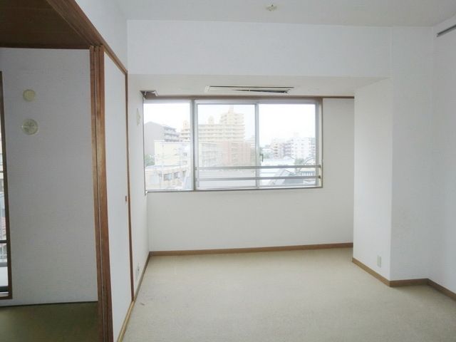 居室・リビング　★リビングスペース１２．４帖です★