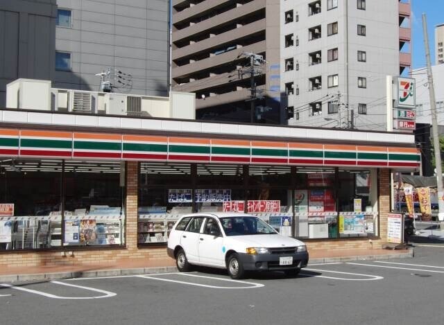 コンビニ　セブンイレブン大阪福島西通店（コンビニ）まで221m