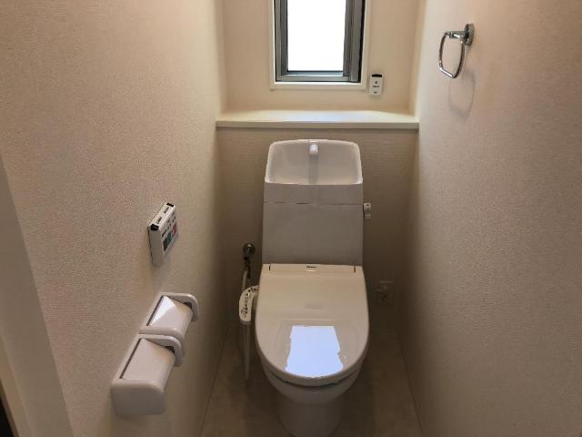 トイレ　シャワー付トイレ