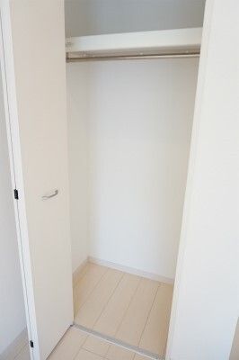 収納　同メーカー施工例