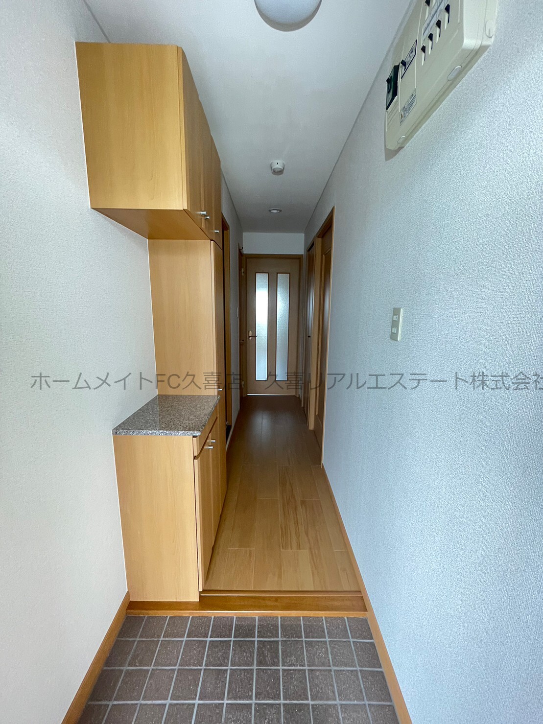 玄関　同建物別号室