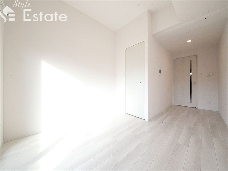 居室・リビング　内装