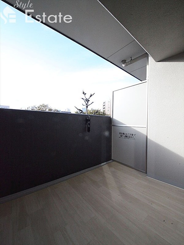 バルコニー　バルコニー