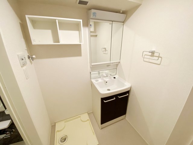 玄関　別号室の参考写真です。