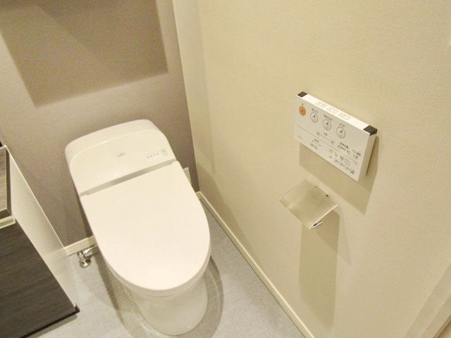 トイレ　★温水洗浄便座付きトイレ★