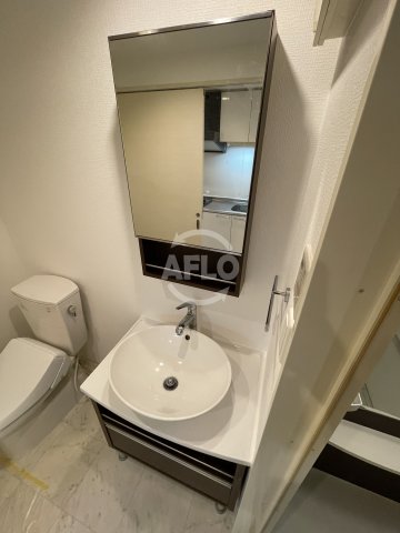 洗面設備　アーデン江戸堀　洗面台