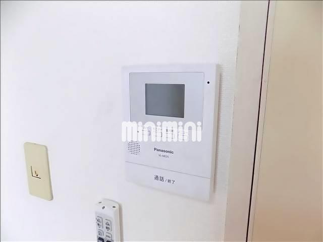 セキュリティ　ＴＶ付モニターホンで来訪者を確認できます