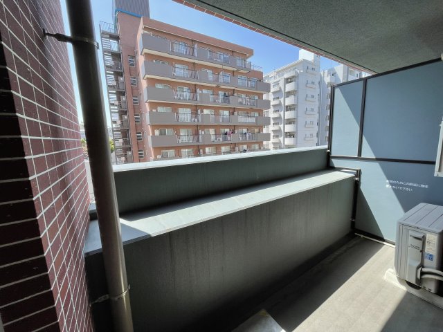バルコニー　Log文京SENDAGI※別号室同タイプ