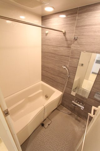 バス・シャワールーム　バス※別部屋参考写真