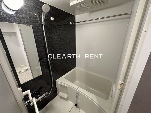 バス・シャワールーム　浴室乾燥機付きバスルーム/追焚機能付き