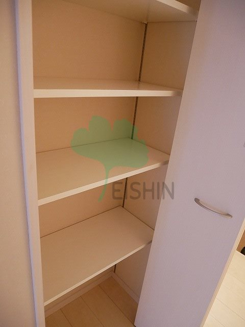 玄関　下駄箱もしっかりついてます！