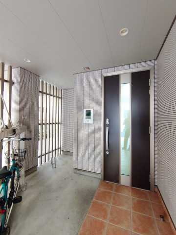 エントランス　メゾンＭume