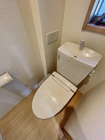 トイレ　他号室参考写真（203写真準備中）