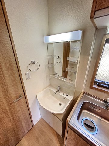 洗面設備　他号室参考写真（203写真準備中）