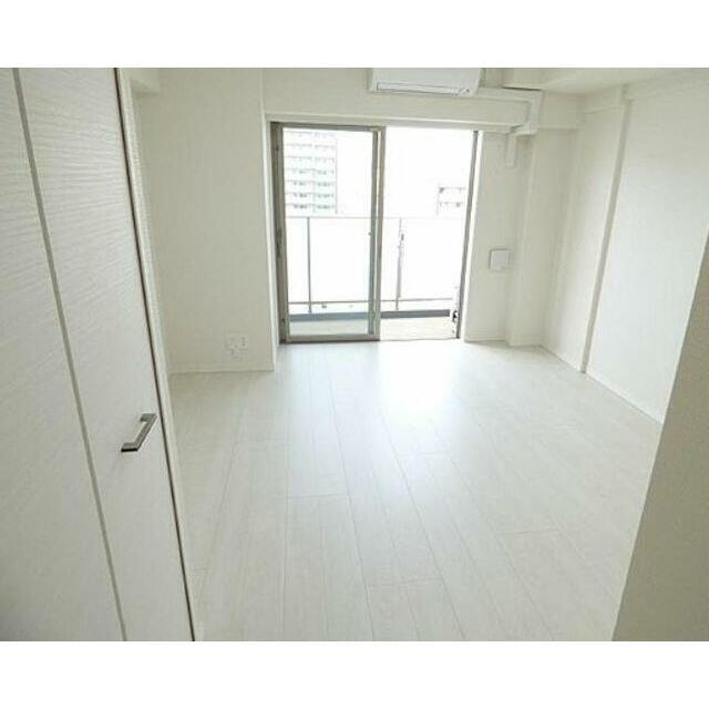 居室・リビング　別室参照（カラータイプが異なる場合があります）