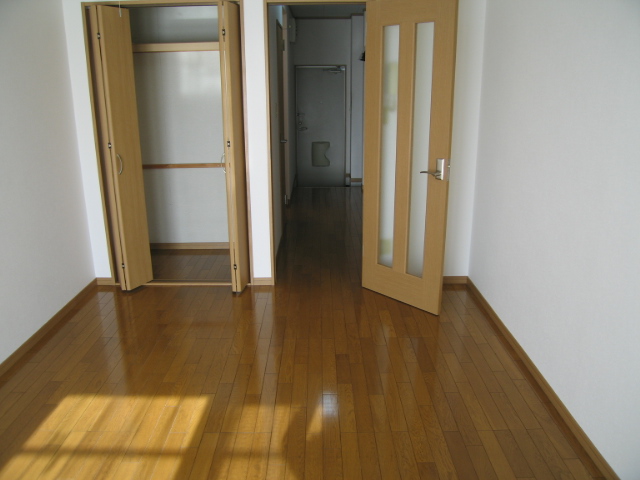 ハイツフレンド力丸IIIの内装写真