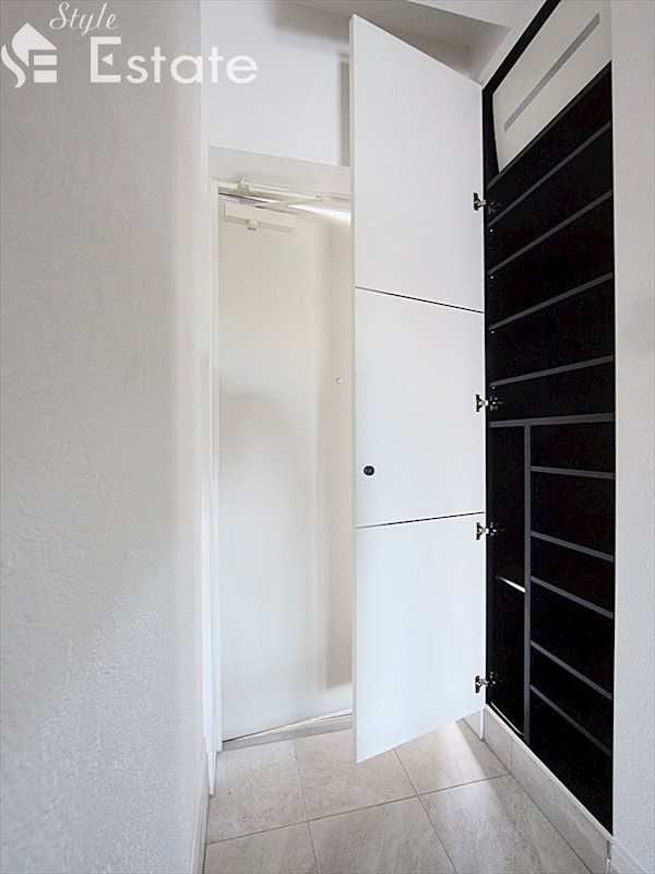 その他　玄関　シューズボックス