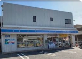 コンビニ　ローソン千葉大医学部正門前店（コンビニ）まで579m