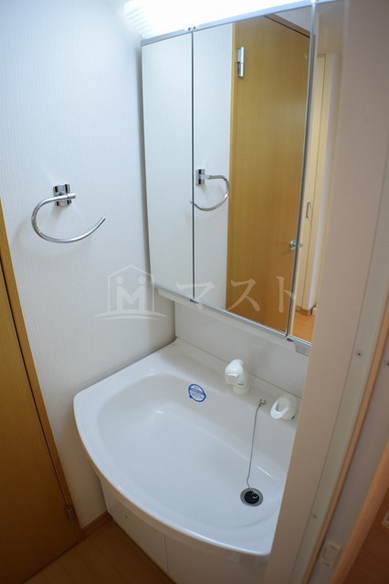 洗面設備　シャンプードレッサー付