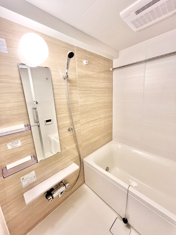 バス・シャワールーム　※同タイプ室内参照