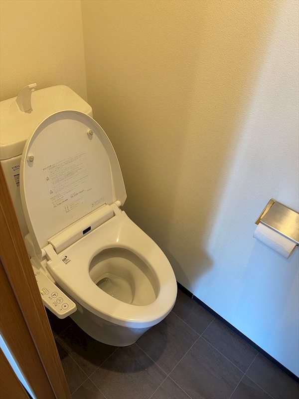 トイレ　トイレ