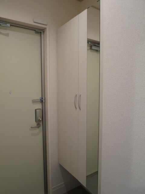 玄関　シューズボックス