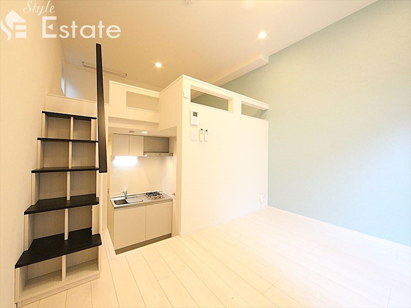 居室・リビング　内装